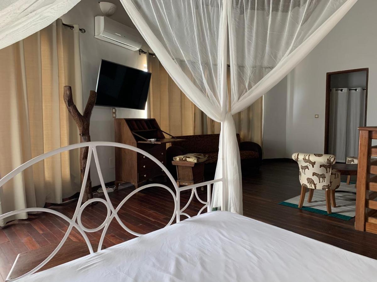 Marcelo Beach Club โลเม ภายนอก รูปภาพ